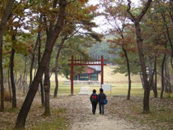 Changneung, one of the five royal tombs in Seooreung.