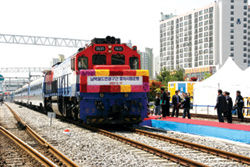 In 2007, the two Koreas began daily cargo rail service between Munsan, South Korea, and Bongdong, North Korea.