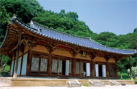 Muryangsujeon, the oldest wooden structure in Korea