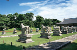Yureung, the royal tomb of Emperor Sunjong(1874-1926)