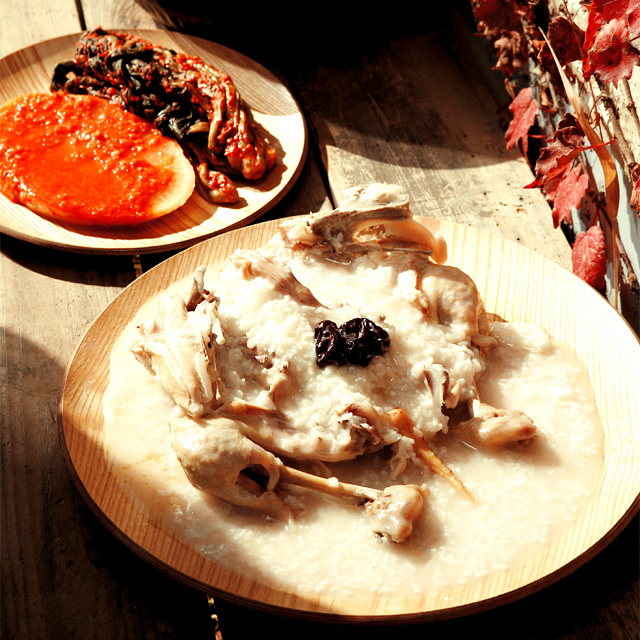 Nurungji Baeksuk is a rice and chicken dish. (photo courtesy of the KTO)