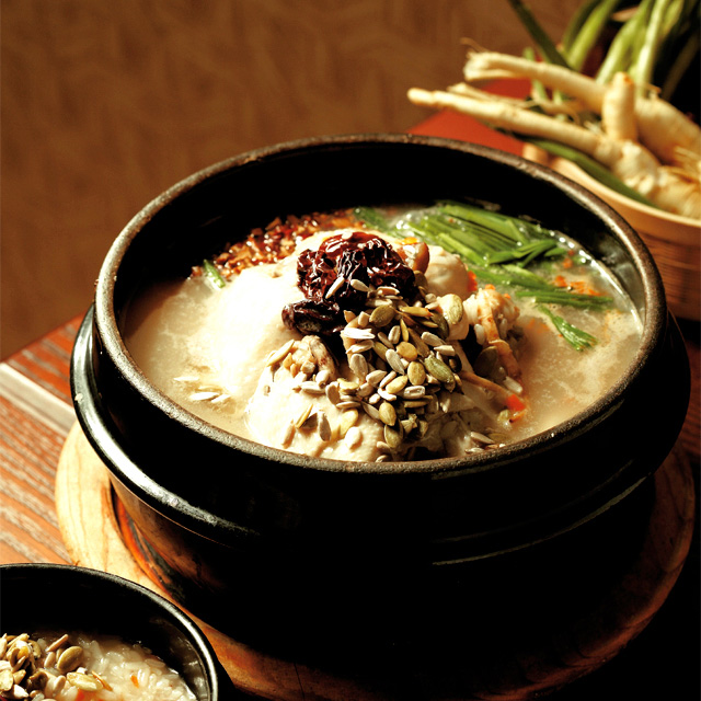 Namhansanseong dakjuk is a boiled chicken served with chapsal juk (photo courtesy of the KTO)