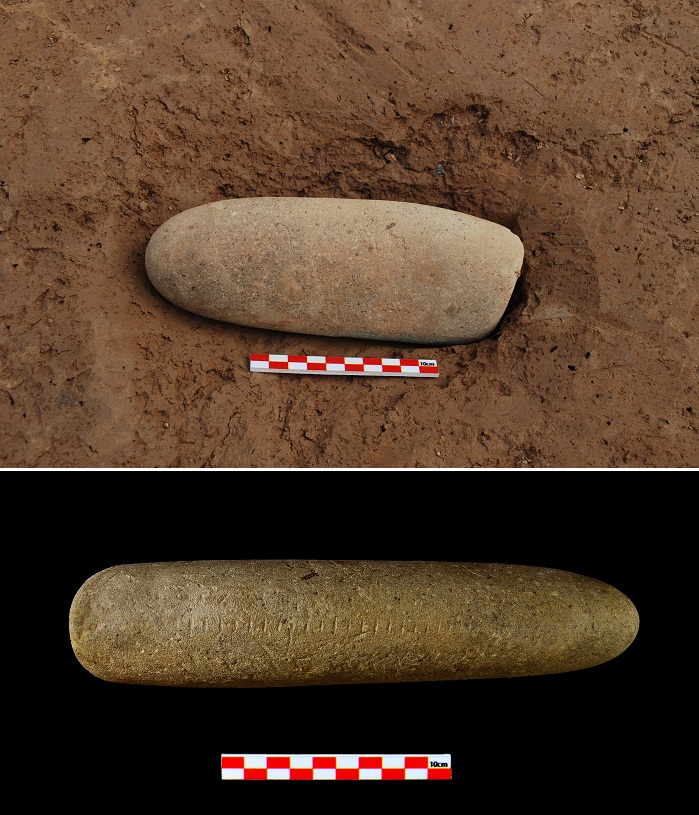 Stoneware with graduated markings, newly found at the Suyanggae Site, raises questions among archaeologists about humanity's prehistory. (photo courtesy of CHA) 