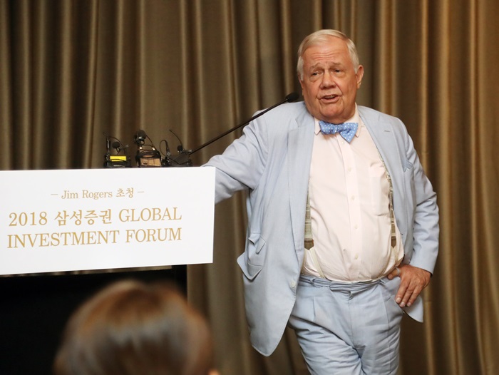 Investment guru Jim Rogers, chairman of Rogers Holdings, is reportedly planning to visit North Korea next month.