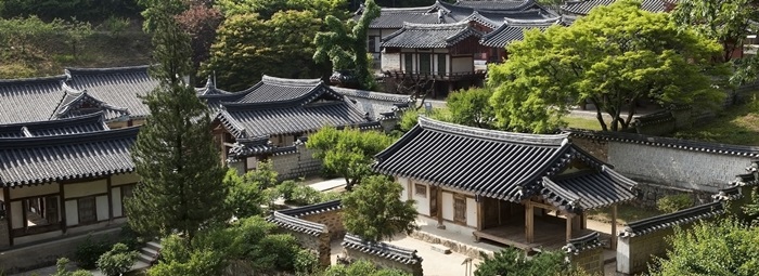 Dosan Seowon in Andong, Gyeongsangbuk-do Province, is among the nine seowon (Confucian academies) listed in the application for inclusion on the UNESCO World Heritage list. (Homepage of Dosan Seowon)