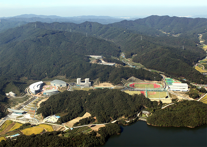 The Jincheon National Training Center is expected to be the cradle of Korean elite sports in the 21st century. 