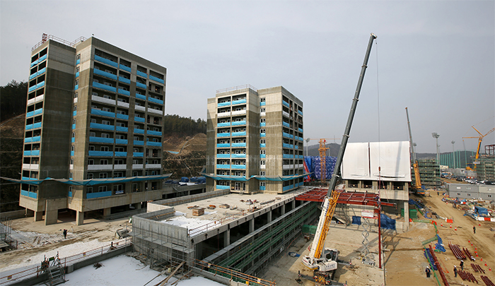 More dormitories are under construction at the Jincheon National Training Center. By 2017, the facility will be able to accommodate 1,115 athletes. 