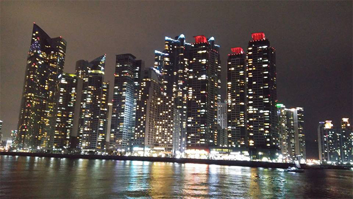 The Bay 101 at Haewoondae is beautiful at night. I was on a boat, so the photo is a bit blurry.