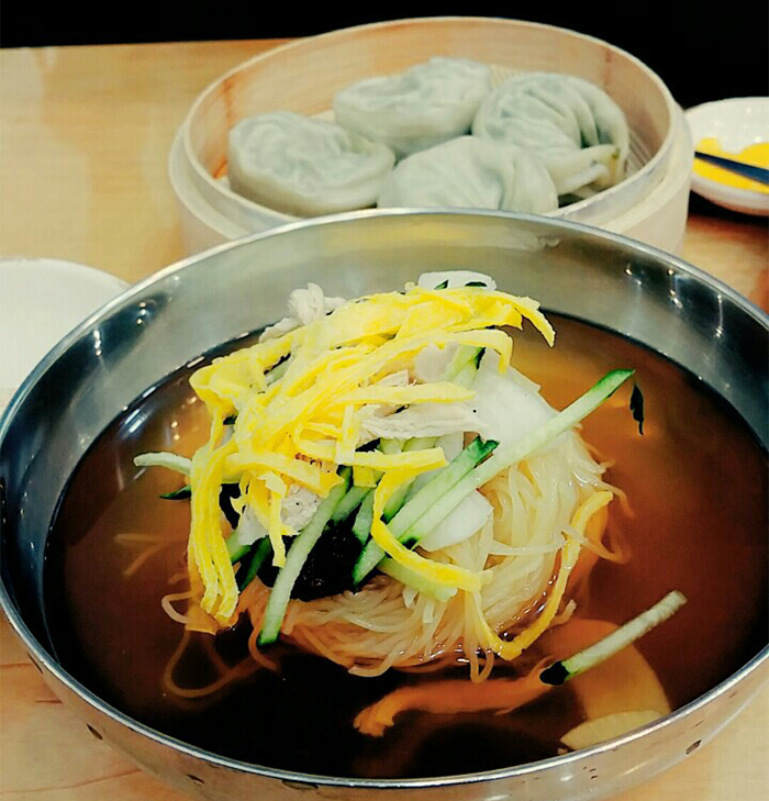 <i>Milmyon</i> with dumplings is a Busan specialty.