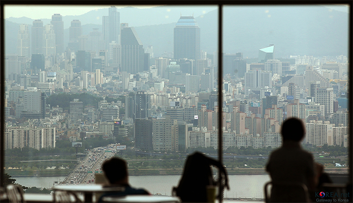 Seoul can be viewed at the top of N Seoul Tower.