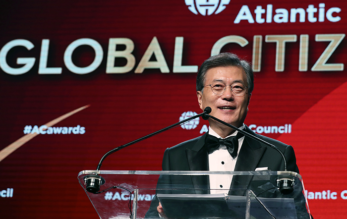 President Moon Jae-in delivers his acceptance speech after receiving the Atlantic Council’s 2017 Global Citizen Award on Sept. 19 in New York.