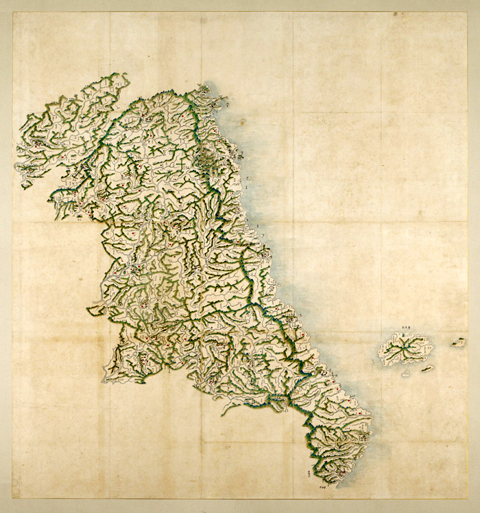 The East Sea and Dokdo are clearly depicted as Joseon territory in this four-part map made in 1770, designated National Treasure No. 1598. The above section shows Gangwon Province. (image courtesy of the Seoul Arts Center)