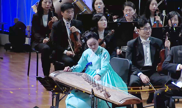 Arirang, an iconic folk song of Korea, has been newly made as a medley of its versions. The song, played alongside a Western classical music orchestra, will be performed for key state affairs in the future.