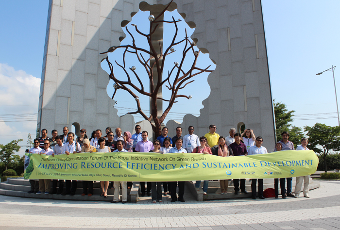  Participants from 23 Asia-Pacific nations are in Seoul for the ninth Policy Consultation Forum, part of the Seoul Initiative Network on Green Growth. (photo courtesy of the Ministry of Environment) 