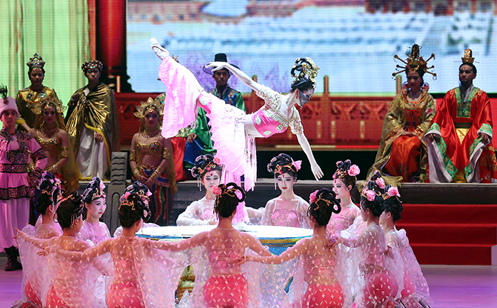 The Ganshu Sheng dance troupe puts on a performance on January 23 to celebrate China Travel Year 2015.