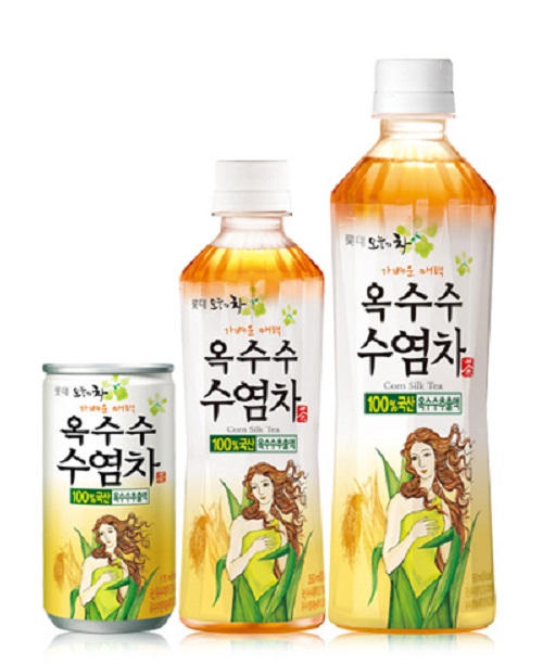 A series of copycat drinks made by Dongwon F&B (top), Namyang and Lotte Chilsung Beverage have followed after the success of Kwang Dong corn silk tea, both at home and abroad. 