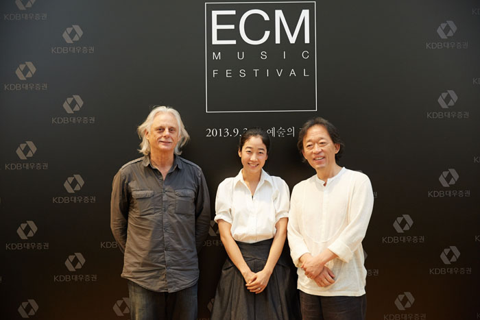 From left: Manfred Eicher, Shin Yeah-won, Chung Myung-whun (photo courtesy of Credia)