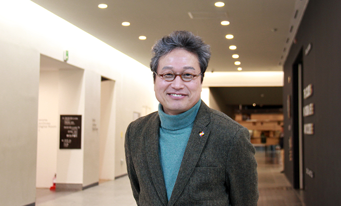 Director of the National Folk Museum of Korea Cheon Jingi hopes that many people will come to the museum to enjoy its planned activities for the Seollal Lunar New Year holidays, and to enjoy the food and fun of Gangwon-do Province.