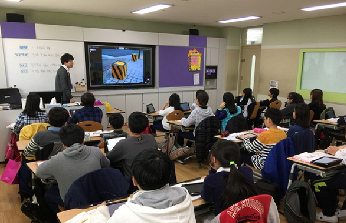 Digital boards are used by Chamsaem Elementary School in Sejong.
