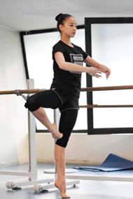 Son Yeon-jae trains for the gold medal at the London Olympics