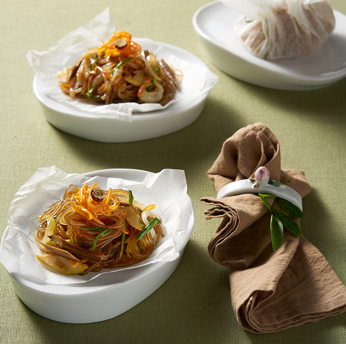 Simple <i>japchae</i> glass noodles with sautéed vegetables is made from an improved recipe, even better than the existing recipe for <i>japchae</i>.