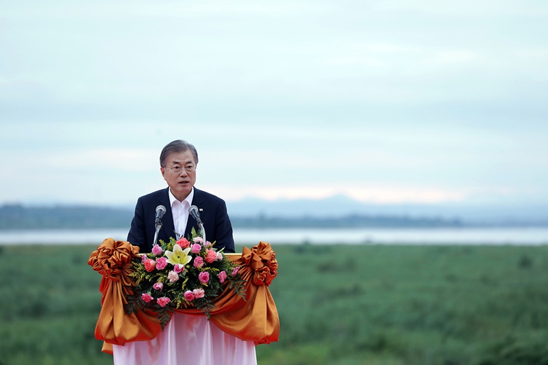 President Moon Jae-in on Sept. 5 announces near the Mekong River the 