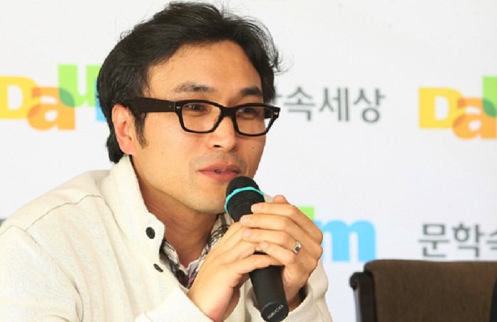 Writer Lee Ki-ho (Photo: Yonhap News)