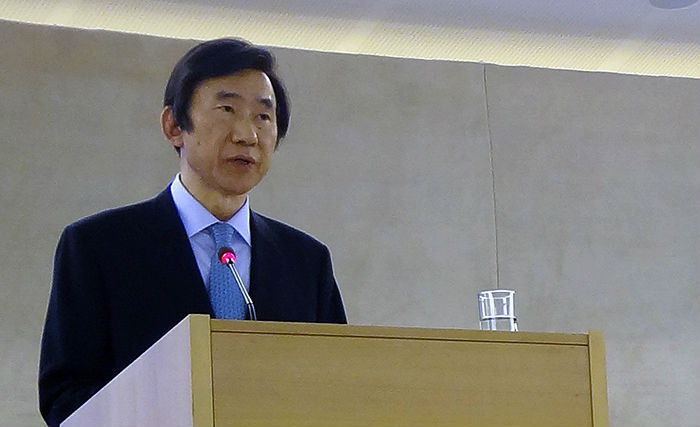 Minister of Foreign Affairs Yun Byung-se delivers a keynote speech during the 25th session of the U.N. Human Rights Council on March 5 in Geneva, Switzerland. (photo courtesy of the Ministry of Foreign Affairs)