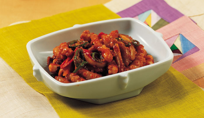 <i>Nakji bokkeum</i> or spicy stir-fried small octopus is a special dish made from soft small octopuses cut into bite-sized pieces and seasoned with spicy chili powder and chili paste, accompanied by vegetables. It's a popular menu item for many people and goes well with strong drinks.