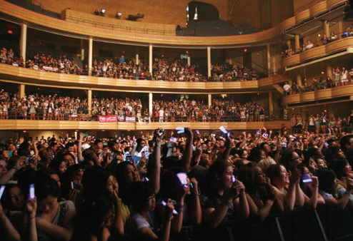 A lot of K-Pop fans gathered at a K-Pop concert