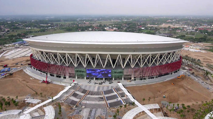 Hanwha E&C completed the Philippine Arena in Manila, the Philippines, this May. It is the largest multi-purpose indoor arena in the world. (photo courtesy of Hanwha E&C)