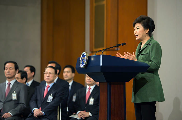 President Park Geun-hye says her Three-Year Plan for Economic Innovation will raise Korea’s potential growth rate to over 4 percent, in an announcement made on the first anniversary of her inauguration. (photo: Cheong Wa Dae) 