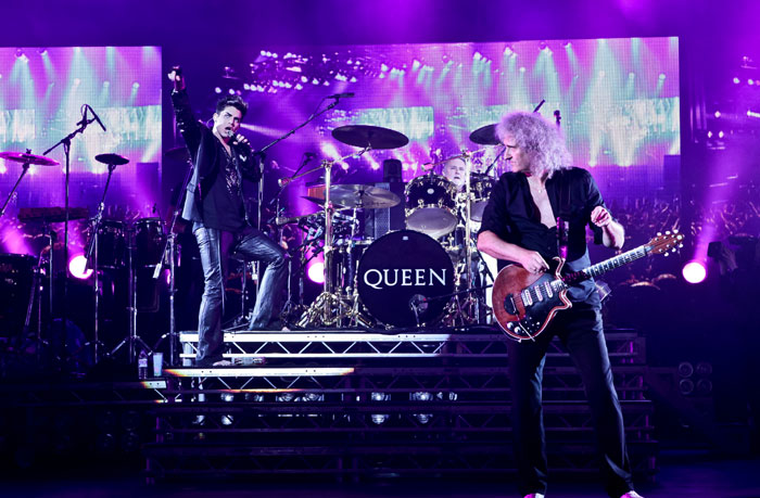 Brian May (right), the guitarist in Queen, performs with Adam Lambert on vocals. (courtesy of Supersonic 2014)