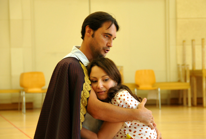 Tenor Francesco Demuro (left) and soprano Irina Lungu rehearse for the upcoming opera “Romeo and Juliet,” to be performed at the Seoul Arts Center from October 2 to 5. 