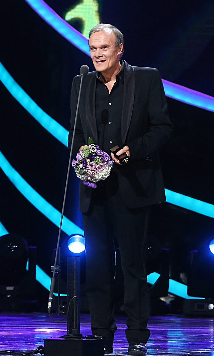 German actor Edgar Selge, winner of the Best Actor award, delivers his acceptance speech. (photo: Yonhap News)