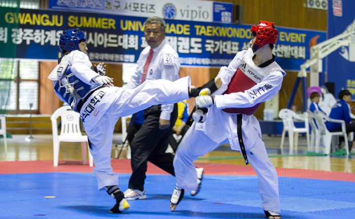 Taekwondo_Match_Gwangju_02.jpg