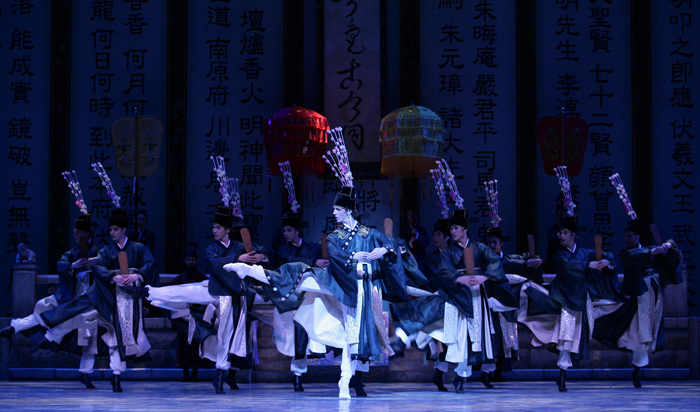 A scene from Universal Ballet’s “The Love of Chunhyang.” (photo courtesy of Universal Ballet)