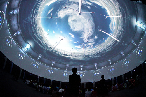 The dome-screen in the Korea Pavilion impresses Expo visitors who can feel as if they are deep undersea