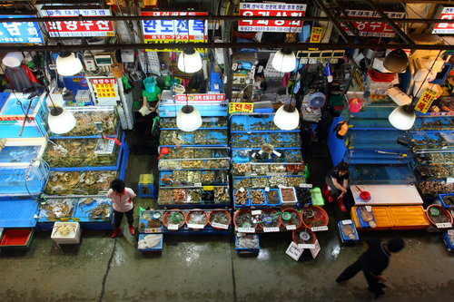 A view of Noryangjin Fish Market in Seoul (photo: Yonhap News)