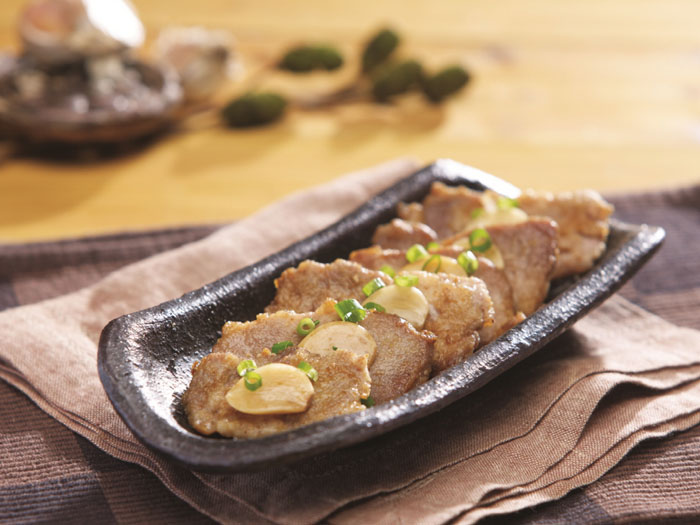 <i>Gajeyuk</i> is a pork dish. It is made with thick-sliced pork marinated with oil and soy sauce. It is then covered with flour and seasoned with black pepper.
