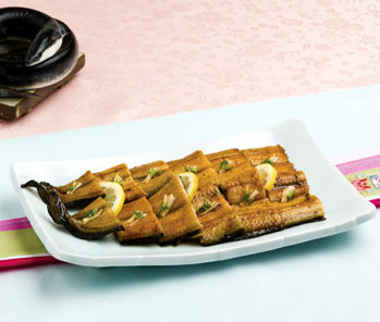 Roasted eel (photo courtesy of the Institute of Traditional Korean Food).