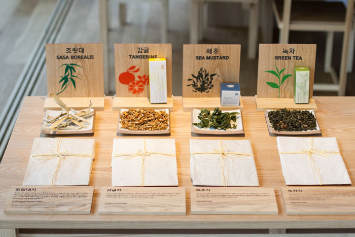 At Innisfree's Jeju House outlets, visitors can learn more about the natural ingredients that go into their makeup, such as seaweed, tangerine and green tea, which are all used in a range of products. 