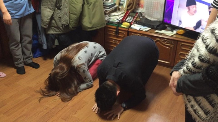 Bowing down as a sign of respect