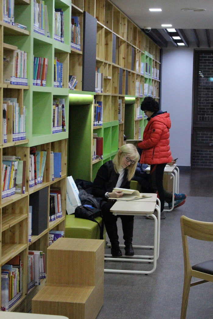 library-150129-8.jpg