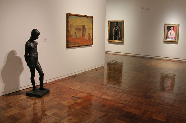Exhibition view of "Modern Masterpieces from the Museum Collection: Poetry and Dreams"