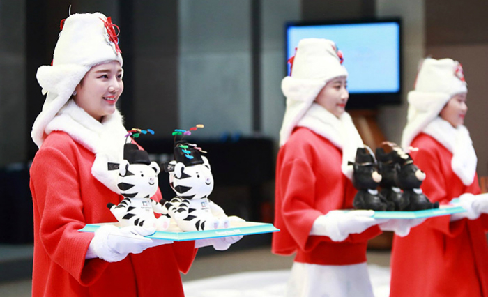 The Olympic mascots wearing traditional Joseon hats will be presented to the champions at the Olympic and Paralympic Games.