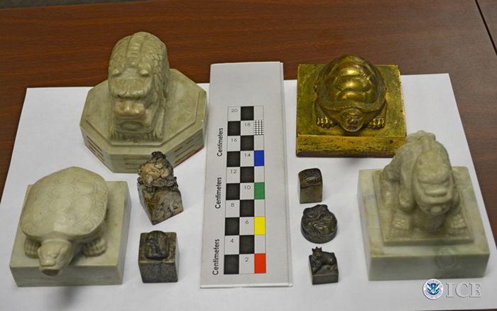  Nine state seals from Joseon times will be returned to Korea in time for American President Barack Obama's official visit to Korea. (photo courtesy of U.S. Immigration and Customs Enforcement) 