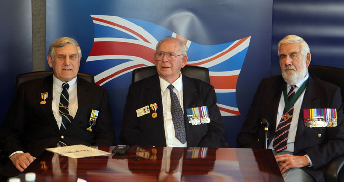  (From left) Frank Fallows, Derek Kinne and William Speakman are Commonwealth veterans who fought in the Battle of Kapyong and the Battle of Imjin in 1951 during the Korean War. William Speakman will visit Korea this year between April 20 and April 25. 