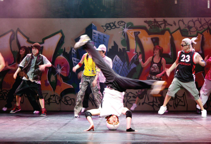The Ballerina in Love with the B-boy With its dynamic break dancing performance, ‘The Ballerina in Love with the B-boy’ has made its way to the stage of Off Broadway Theatre. This performance, which features no dialogue, revolves around the B-Boy World Champions and victors of the 2007 Battle of the Year “Extreme Crew.”