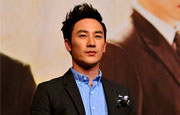 Uhm Tae-woong garners praise for his acting in 'Equator...